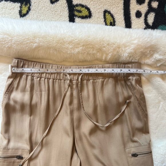 Banana Republic Factory Cargo Jogger Tan Size Medium - Picture 6 of 10